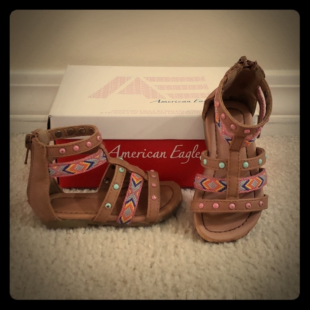 American Eagle Sandals
